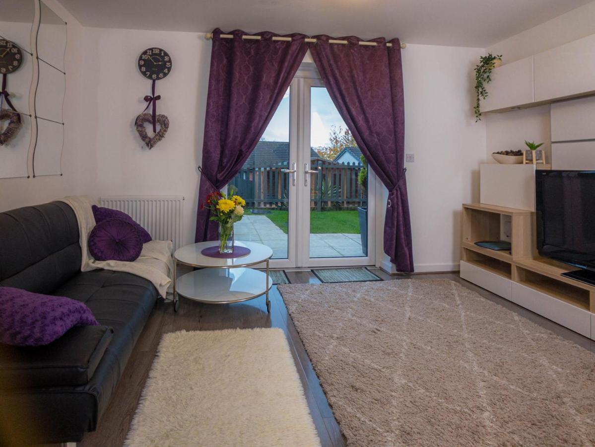 Modern 2 Bed House With Parking And Garden Βίλα Νότιγχαμ Εξωτερικό φωτογραφία